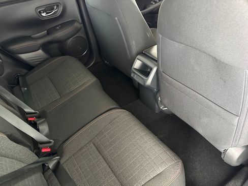 Certified 2026 Honda HR-V Sport image 32