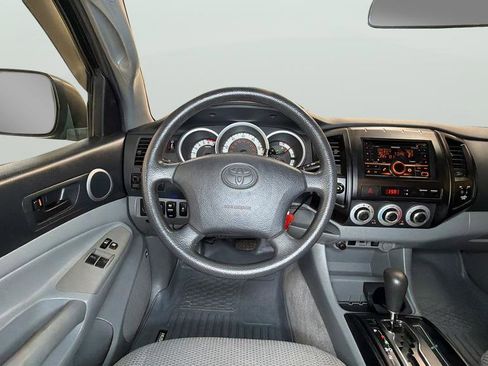 Used 2011 Toyota Tacoma 2WD Access Cab image 16