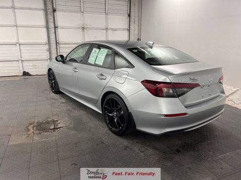 Used 2025 Honda Civic Sport image 7