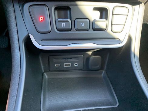 Used 2020 GMC Terrain SLT image 12