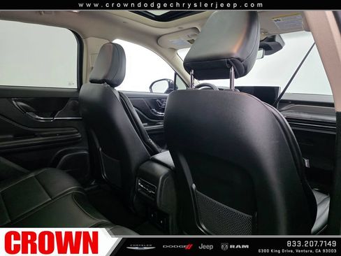 Used 2024 Lincoln Corsair Grand Touring w/ Equipment Group 301A AWD/4WD image 16