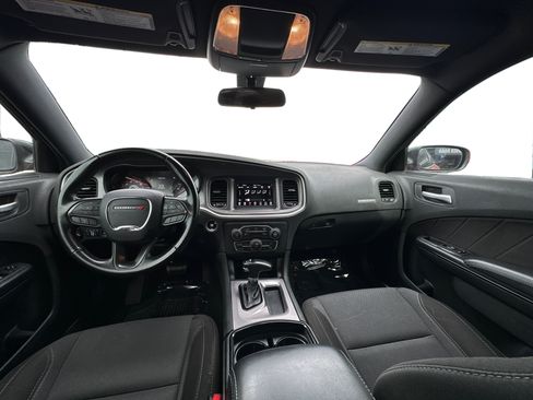 Used 2020 Dodge Charger SXT w/ Blacktop Package image 12