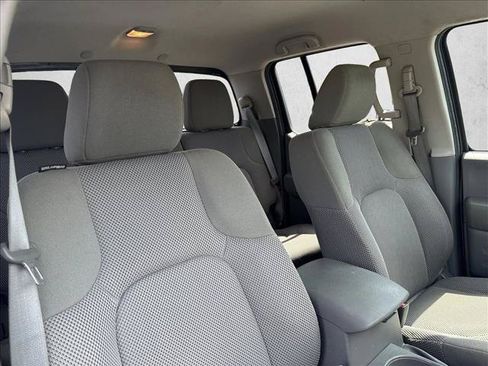Used 2019 Nissan Frontier SV AWD/4WD image 28