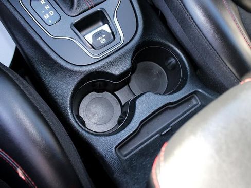 Used 2022 Jeep Cherokee Trailhawk w/ Comfort/Convenience Group image 20