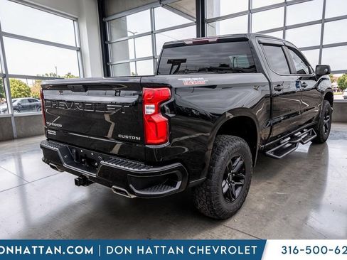 Used 2021 Chevrolet Silverado 1500 Custom Trail Boss AWD/4WD image 27