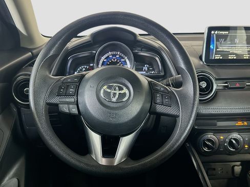 Used 2017 Toyota Yaris iA FWD image 17