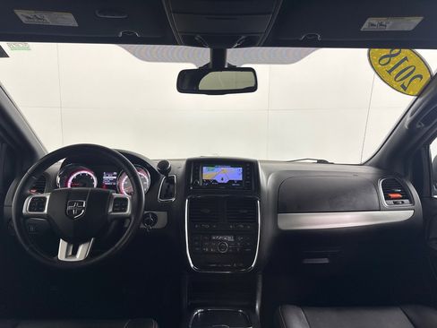 Used 2018 Dodge Grand Caravan GT image 26