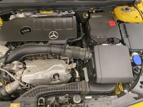 Used 2023 Mercedes-Benz CLA 250 4MATIC image 27