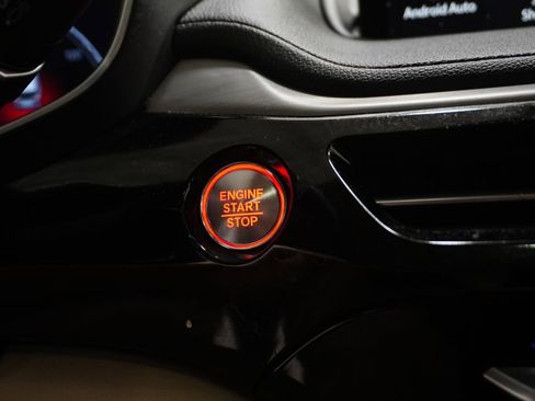 Used 2023 Acura MDX SH-AWD image 23