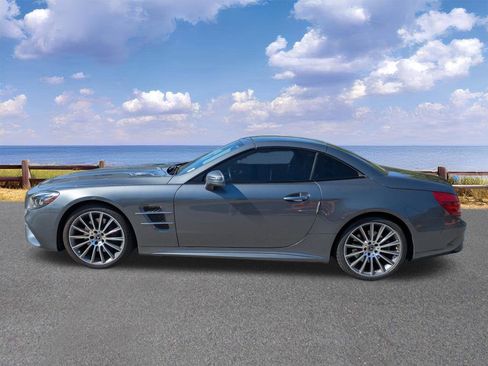 Used 2018 Mercedes-Benz SL 550 image 5