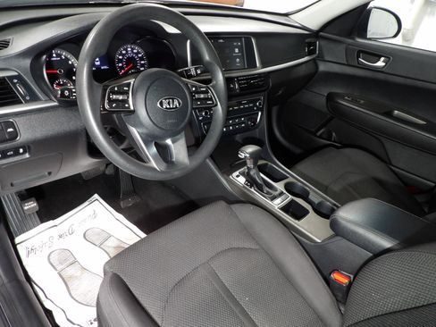 Used 2020 Kia Optima LX FWD image 9