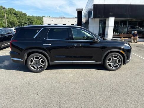 Used 2025 Hyundai Palisade Limited FWD image 6