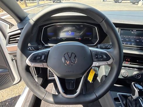 Used 2024 Volkswagen Jetta Sport FWD image 12