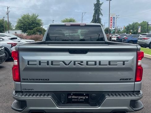 Used 2024 Chevrolet Silverado 1500 RST w/ Z71 Off-Road Package AWD/4WD image 8
