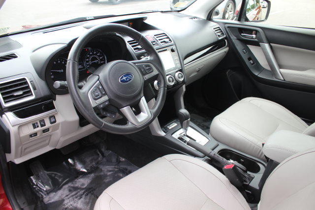 Used 2018 Subaru Forester 2.5i Limited AWD/4WD image 3