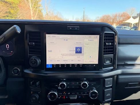 New 2026 Ford F250 Lariat w/ Black Appearance Package image 19