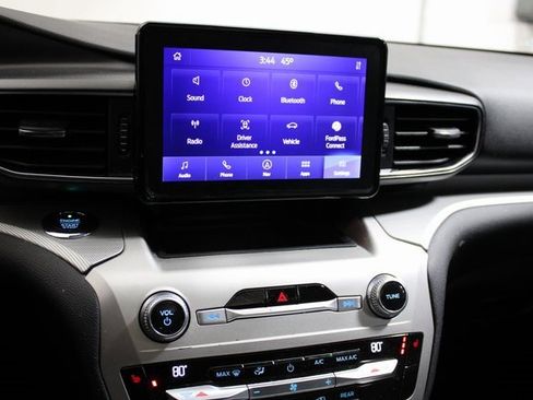 Used 2021 Ford Explorer XLT w/ Equipment Group 202A image 16