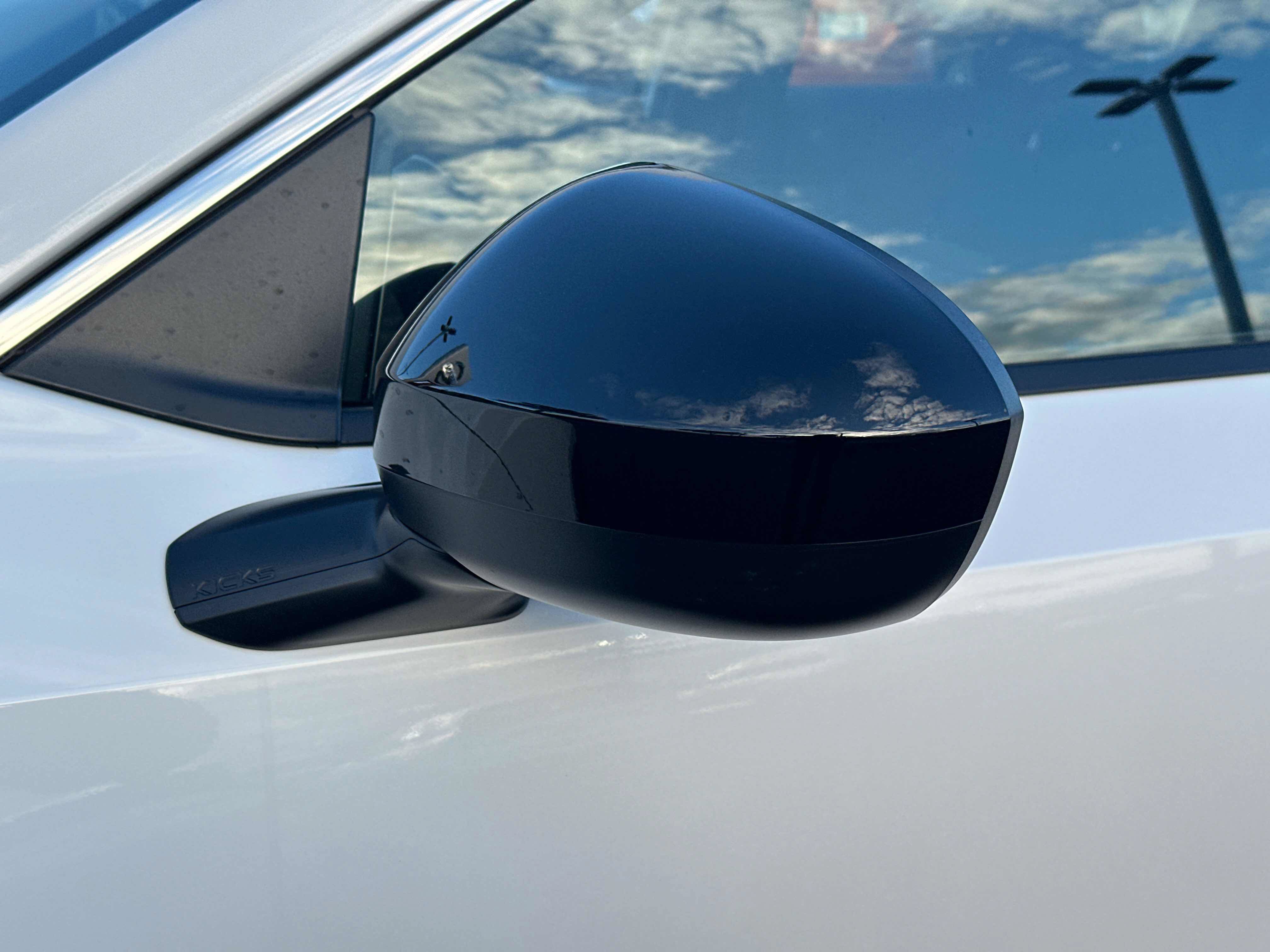 New 2027 Nissan Kicks SV AWD/4WD image 8