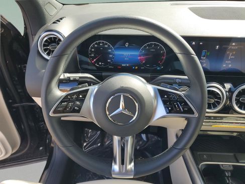 Certified 2025 Mercedes-Benz GLA 250 image 16