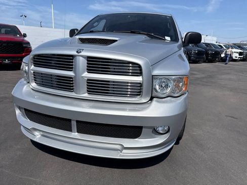 Used 2004 Dodge Ram 1500 Truck 2WD Regular Cab image 3
