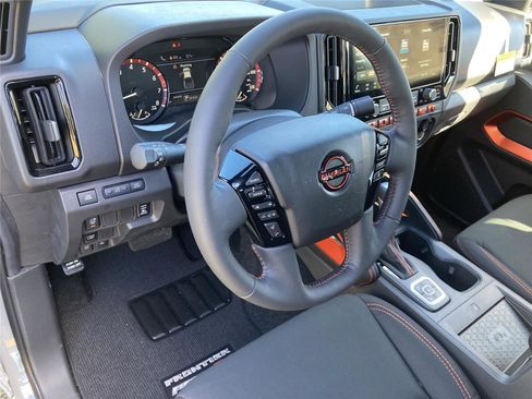 New 2026 Nissan Frontier PRO-4X w/ Pro-4x Convenience Package AWD/4WD image 12