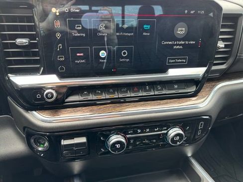 Used 2024 GMC Sierra 1500 Elevation w/ Elevation Premium Package AWD/4WD image 30