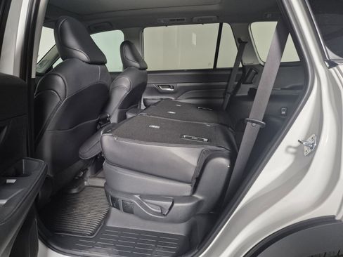 New 2026 Toyota Grand Highlander Limited image 31