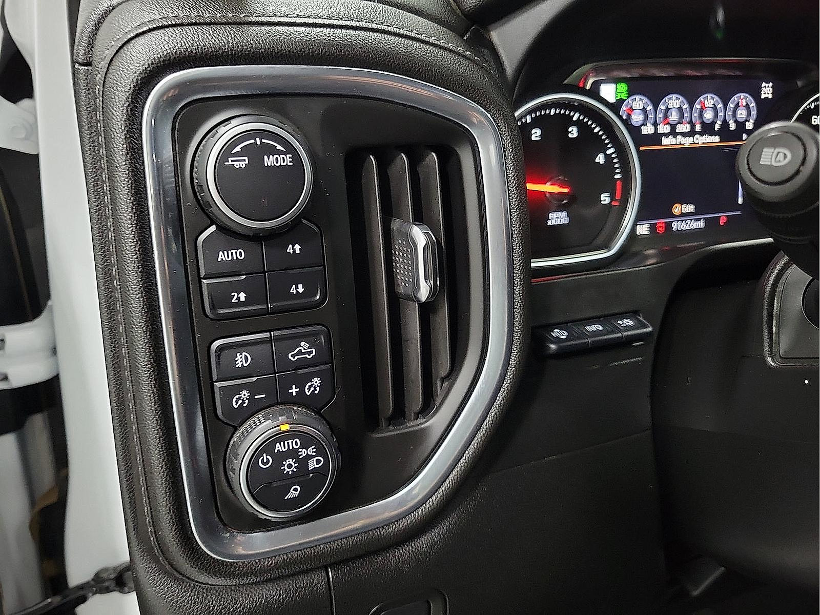 Used 2020 Chevrolet Silverado 2500 High Country AWD/4WD image 13