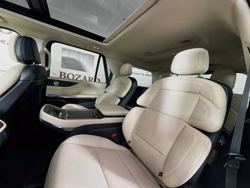 New 2027 Lincoln Navigator Reserve w/ Jet Appearance Package AWD/4WD image 26