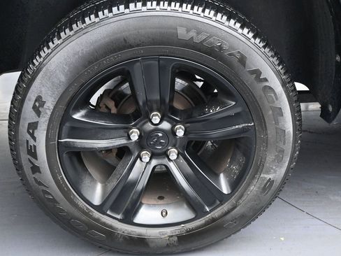 Used 2021 RAM 1500 Classic Warlock w/ Electronics Group image 37