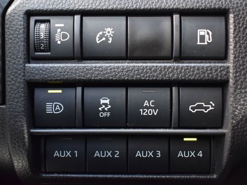 Certified 2025 Toyota Tacoma TRD Pro AWD/4WD image 14