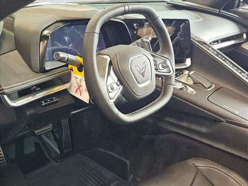 New 2025 Chevrolet Corvette Stingray Premium Conv image 3