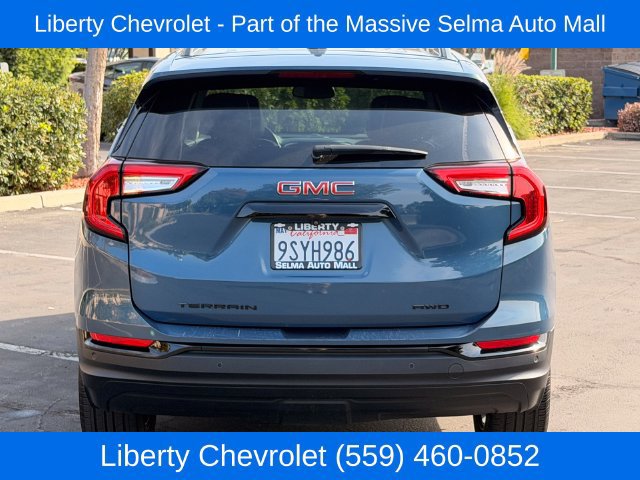 Used 2024 GMC Terrain SLT w/ Infotainment Package II AWD/4WD image 6