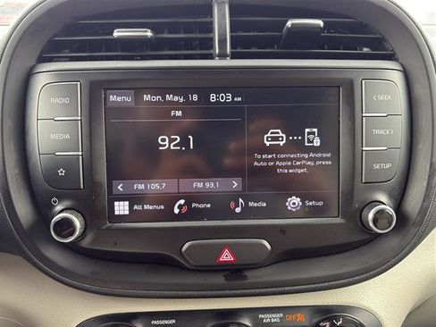 Used 2022 Kia Soul LX FWD image 22