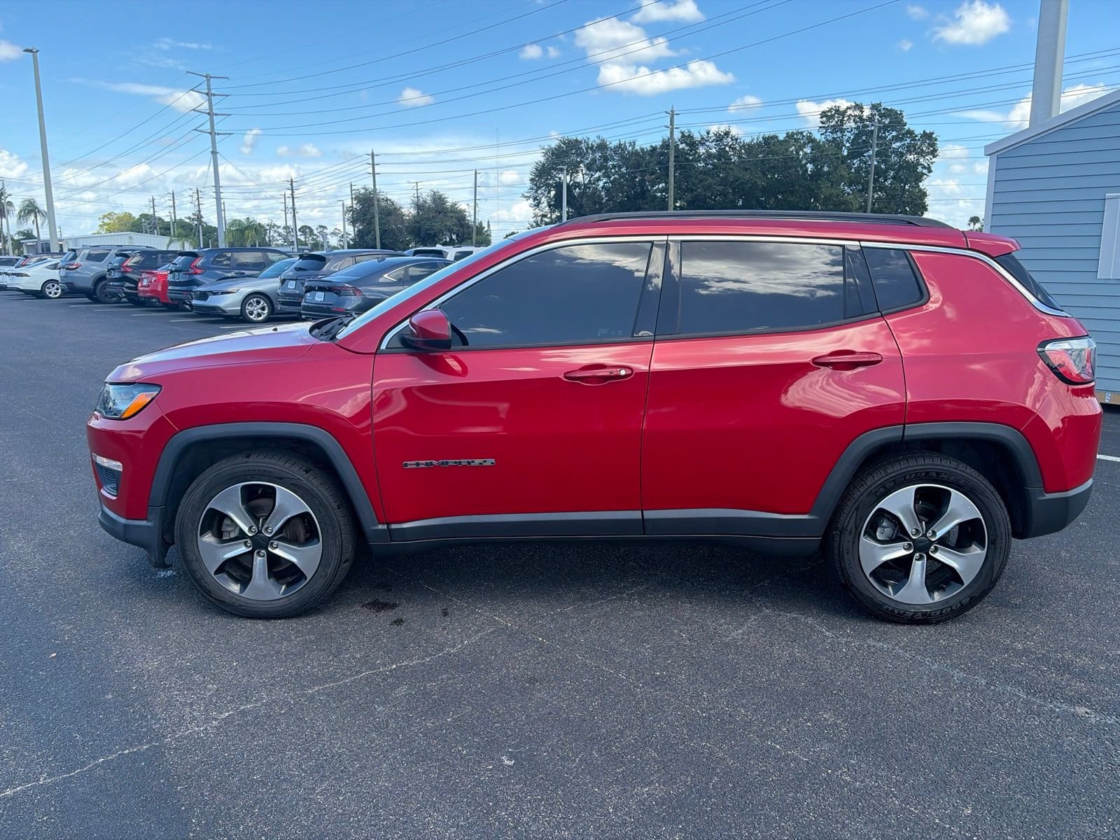 Used 2018 Jeep Compass Latitude w/ Popular Equipment Group FWD image 47