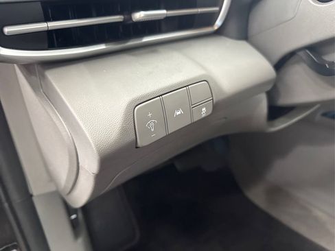 Used 2022 Hyundai Elantra SEL w/ Preferred Accessory Package image 34