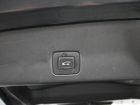 Used 2021 Chevrolet TrailBlazer ACTIV w/ Sun and Liftgate Package AWD/4WD image 12