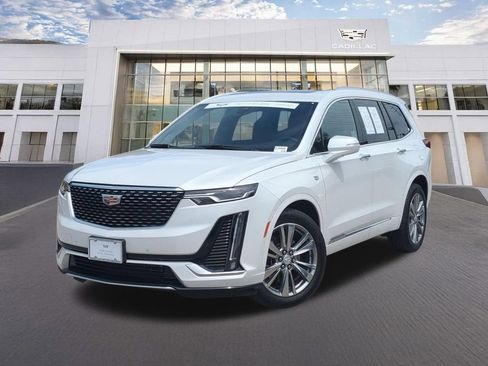 Used 2023 Cadillac XT6 Premium Luxury FWD image 1