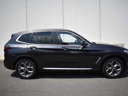 Used 2024 BMW X3 xDrive30i w/ Premium Package w/ZPA AWD/4WD image 4