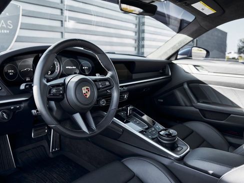 Used 2024 Porsche 911 Turbo AWD/4WD image 2