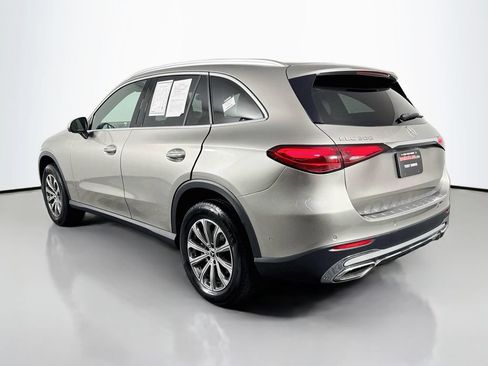 Used 2023 Mercedes-Benz GLC 300 w/ Exclusive Trim Package image 7