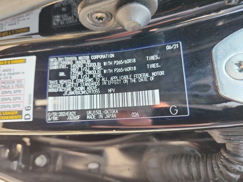 Certified 2021 Lexus GX 460 Premium w/ Premium Package AWD/4WD image 25