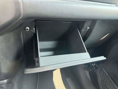 Used 2019 Jeep Wrangler Unlimited Sahara AWD/4WD image 30
