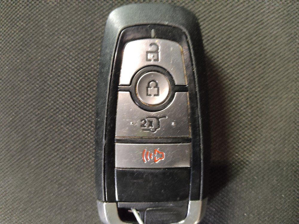 Used 2021 Ford Explorer XLT RWD image 32