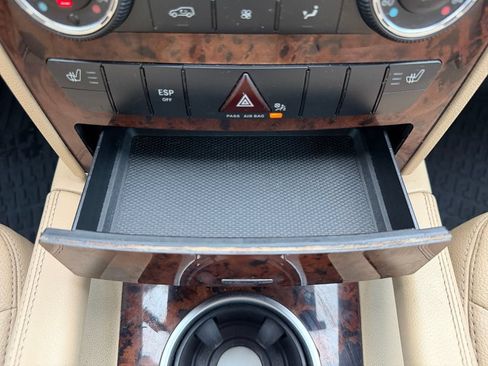 Used 2011 Mercedes-Benz ML 350 2WD image 24