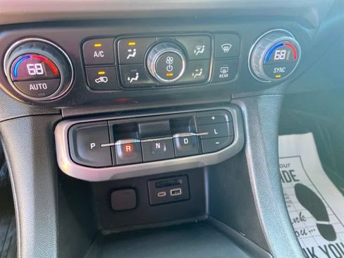Used 2023 GMC Acadia AT4 w/ Technology Package AWD/4WD image 33