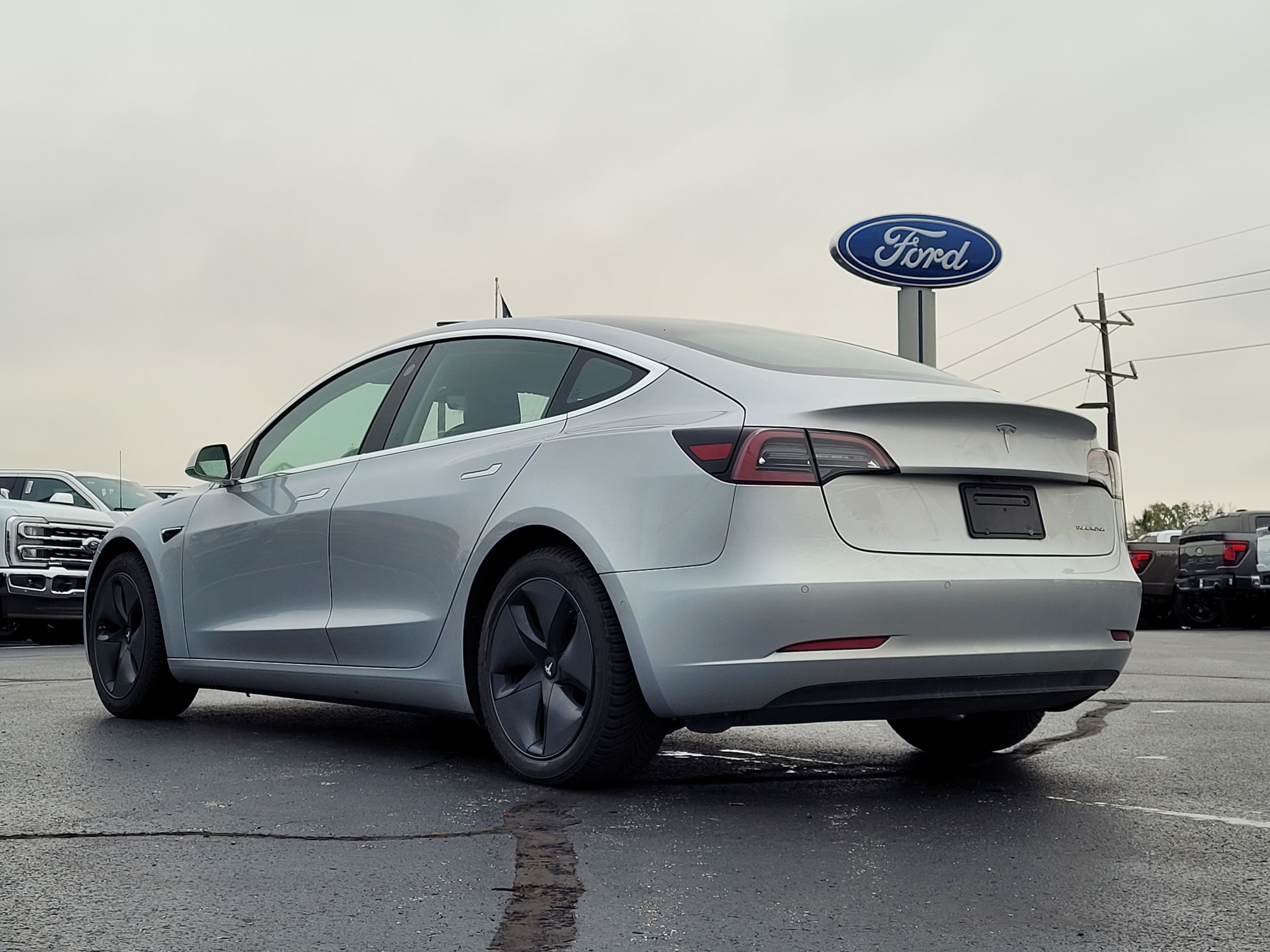 Used 2018 Tesla Model 3 Long Range AWD/4WD image 6