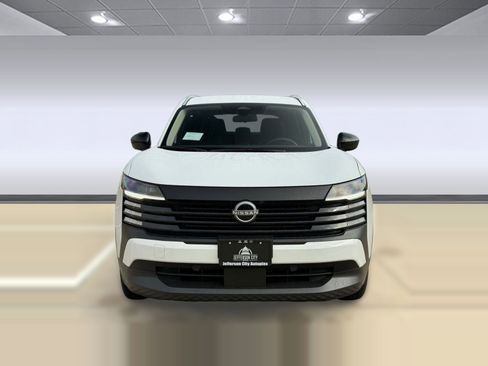 New 2026 Nissan Kicks SV image 5