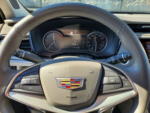 Certified 2023 Cadillac XT5 Premium Luxury AWD/4WD image 21