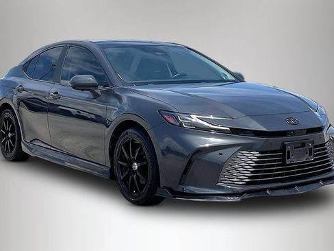Used 2025 Toyota Camry XLE w/ Premium Plus Package AWD/4WD image 1